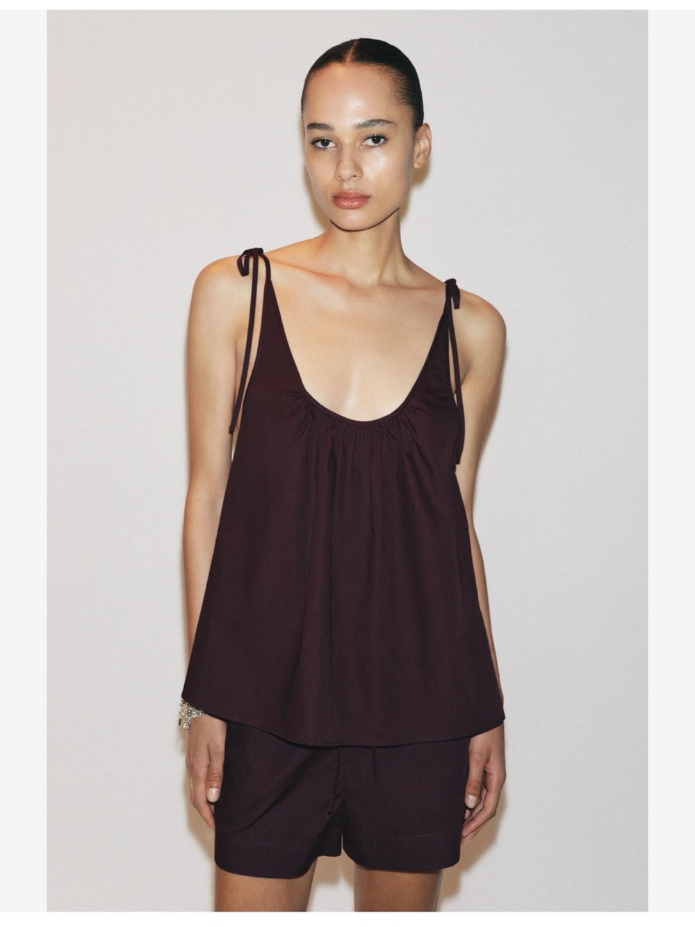 Sleeveless Tie-Shoulder Tank Top in Deep Plum